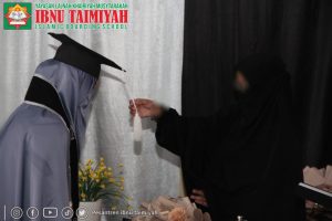 Read more about the article The 8th Graduation Ceremony Santriwati Pesantren Ibnu Taimiyah