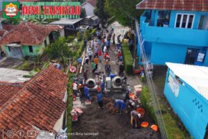 Read more about the article Pengecoran Jalan Menuju Pesantren Ibnu Taimiyah
