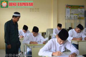 Read more about the article Penilaian Akhir Tahun Pelajaran 2023-2024 MI, MTS dan MA Ibnu Taimiyah
