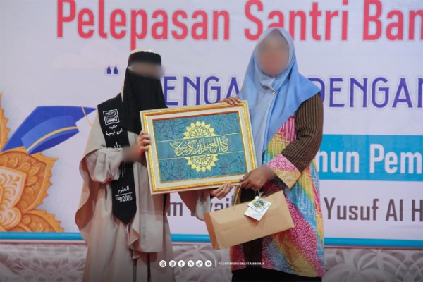 2026Wisuda12Bnt_39 AM